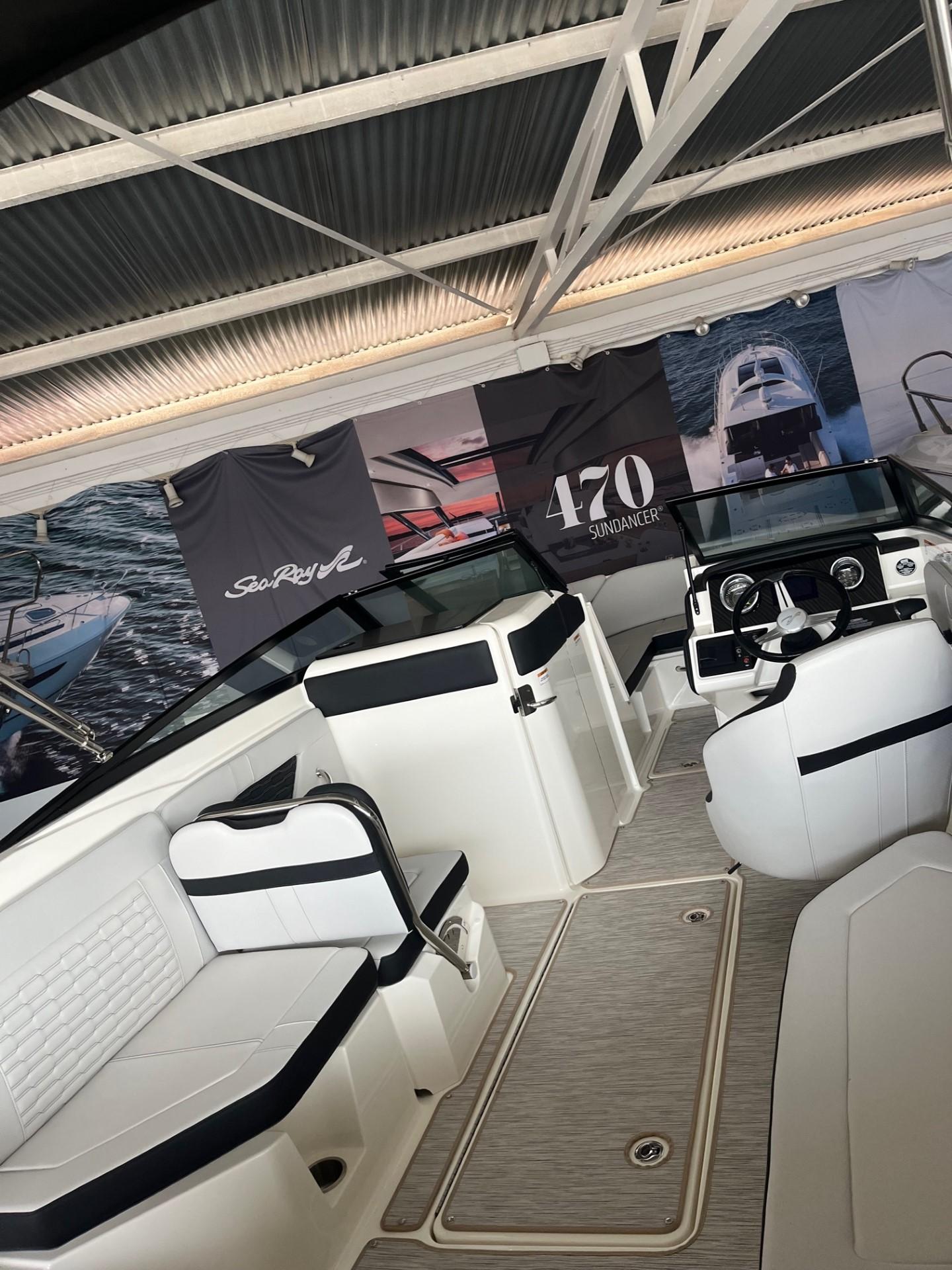 Sea Ray 230 SPX stock 2024 (3)