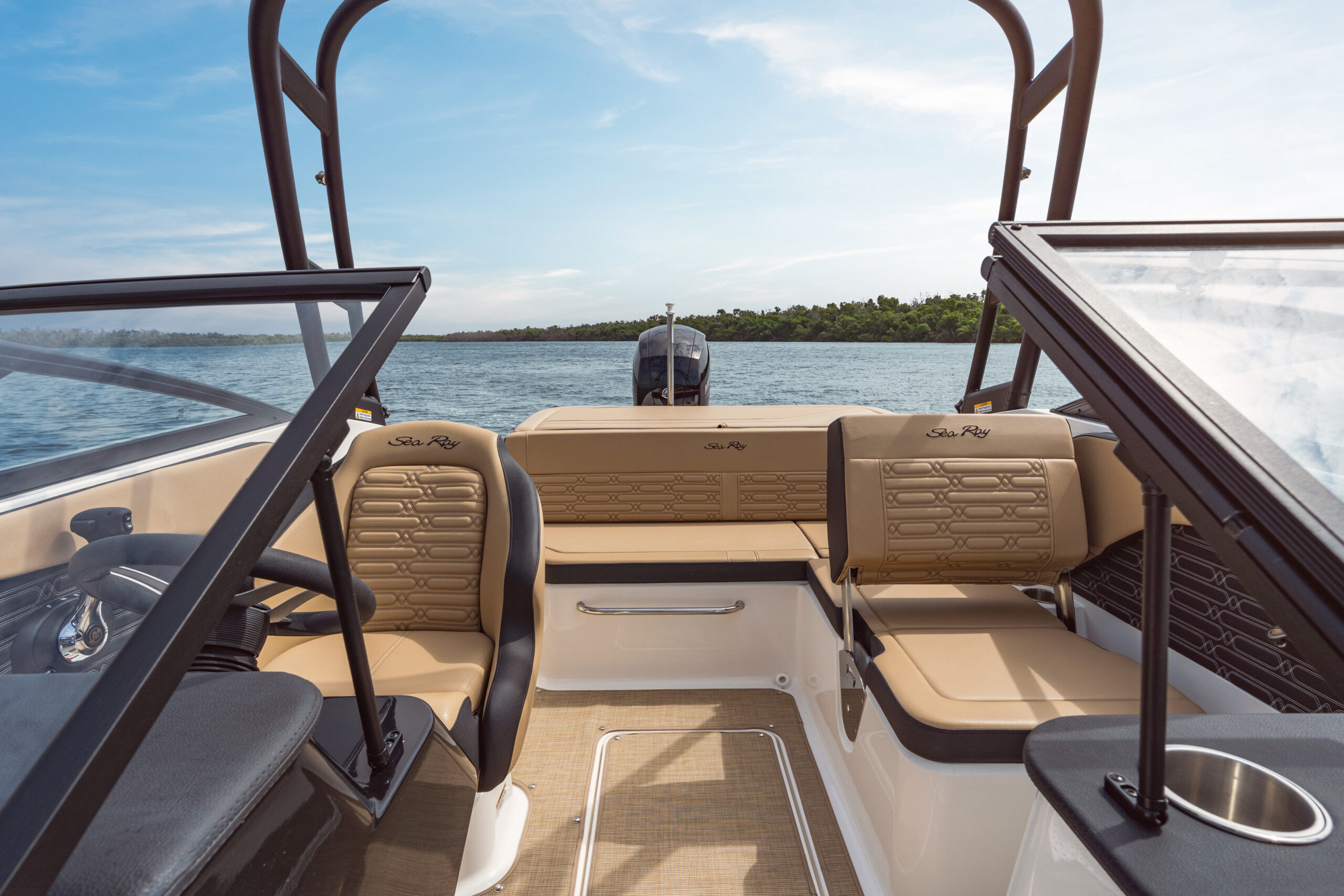 SPX 190 Outboard cockpit