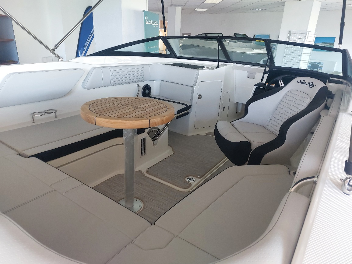 Sea Ray 210 SPX OB MArbella nueva stock (6)